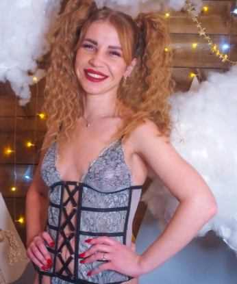 Машка, 21